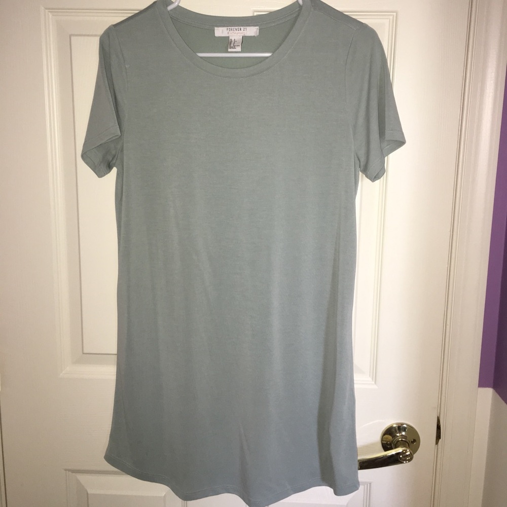 FOREVER 21 T-SHIRT DRESS